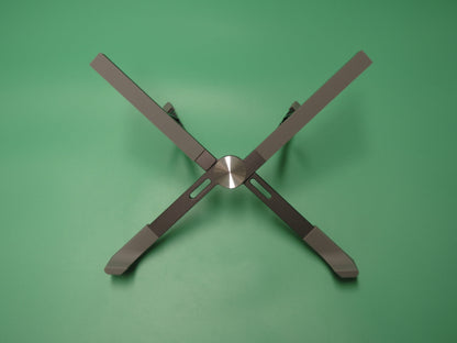 Cross-shaped laptop stand